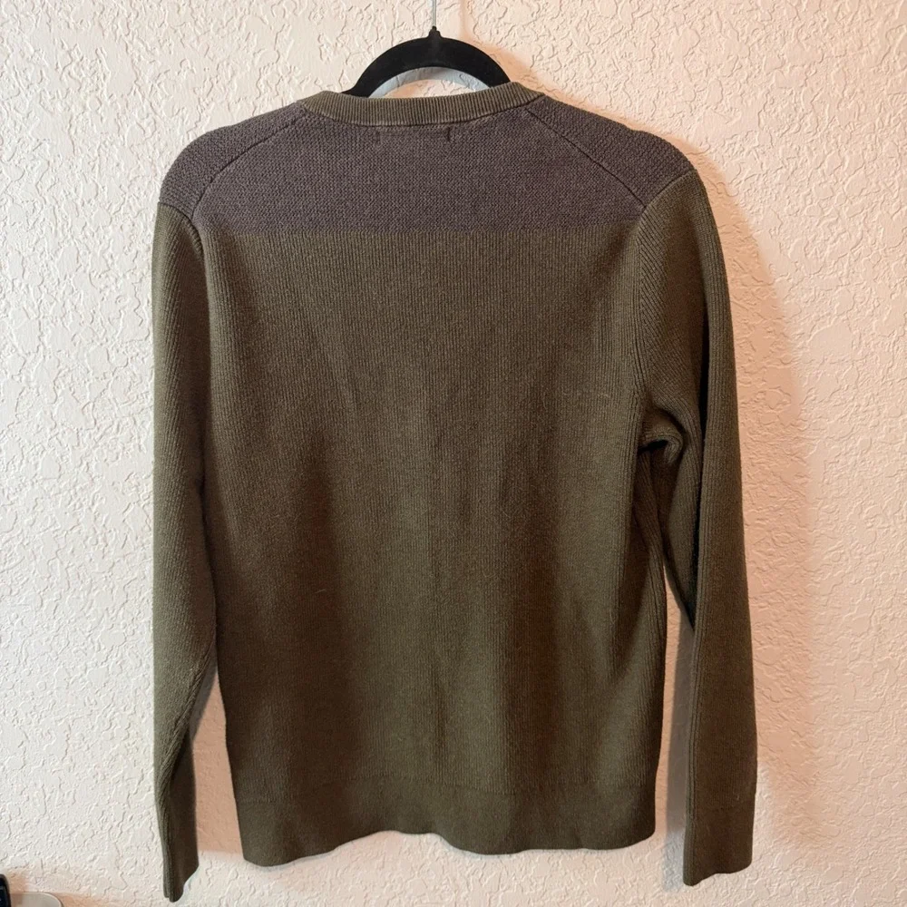 Banana Republic Henley Colorblock Sweater Medium Olive Green Rugged Gorpcore